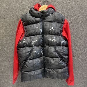 Jordan Air Therma Fit Boys Youth XL Hooded Puffer Vest Jacket Red Black 13-15